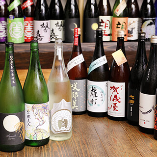 奈良屈指可数的丰富商品请品尝店主精选的限定日本酒