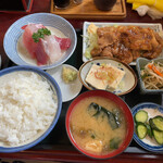 香取屋 - 刺身と焼肉W定食1000円