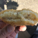 丸茂食品 - コロッケ断面