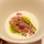 オーグードゥジュール メルヴェイユ - カリフラワーのソースに秋刀魚のタルタル