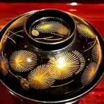 銀座 しのはら - 松ぼっくりの沈金仕上げの器