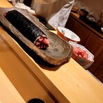 銀座 しのはら - 鮪の太巻き準備中