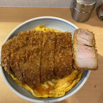 とんかつ 丸七 本店 - 焼きカツ丼(上）