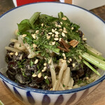 アルプスごはん - 朝のアルプスごはん(\1,200) 黒千石の納豆×人参菜のふりかけ×のらぼう菜(SASAKI SEEDS)とえのきのなめたけ