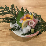 かもめ食堂 - 刺し身（小）