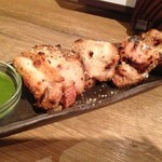 カッチャル バッチャル - ガーリックチキン＠560円