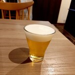 地下バル Cheers FOOD & WINE - 一口ビール
