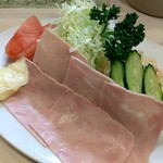 洋食 おなじみ - ハムサラダ　550円