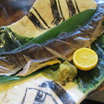 うずら家 - 岩魚の焼枯らし