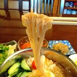 Kenta Mama No Mise - 麺リフト。盛岡冷麺をイメージしていましたが、全くの別物でした(^_^;)