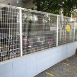 ラーメン二郎 - もう蚊は少ないかも