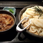 山元麺蔵 - 牛と土ゴボウのつけ麺（大盛り）