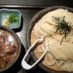 山元麺蔵 - 牛と土ゴボウのつけ麺・大盛り（上方から）