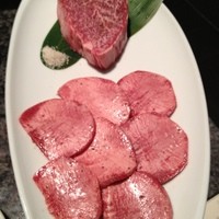 焼肉チャンピオン ペントハウス - シャトーブリアン 特上タン塩