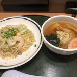 ドラゴンゲート - とある日のランチ  旨い