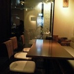 REVEL - テーブル席