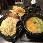 博多 元勲 - 鶏魚介つけ麺にゴボウ天トッピング(^-^)