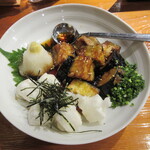 魚虎 - なすびともちの揚げびたし 800円