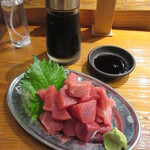 魚虎 - まぐろぶつ 880円