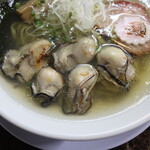 自家製麺 ら～めん かり屋 - 絶品の牡蠣達