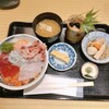 割烹 秋やま - 海鮮丼 1000円