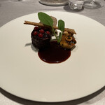 ASAHINA Gastronome - 蝦夷鹿＆セップ茸　エシャロットのチャツネを添え　ノワゼットの香るセップ茸のキャラメリゼ