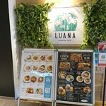 LUANA Hawaiian Cafe - 店頭 左側
