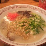 博多まんまる - ほろよいｾｯﾄのラーメン♪　美味い♪