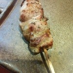 炭焼き工房 鷏 - シャモ地鶏モモ200円