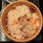 鴨シャブ 竹亭 - 鴨らーめん(モモ) 1000円 の鴨味の炊き込みご飯