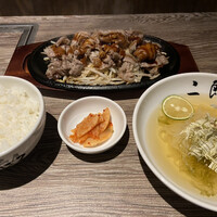 焼肉&手打ち冷麺 二郎 KANAYAMA - 