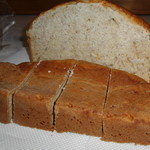 【東京出張のおみやげ】　かなり食べ応えがあります