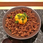 とり茶太郎 - そぼろ丼（アップ）