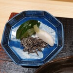 日本料理 柳燕 - お新香（昆布の佃煮、胡瓜、蕪）