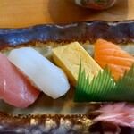 銀鮨 - にぎり寿司アップ
