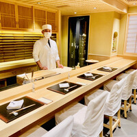 日本料理 柳燕 - ◎築地の名料理店「つきぢ田村」で花板を任されできた野呂さん。腕前は素晴らしい。