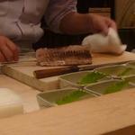 日本料理　百屋 - 鰤たたき調理中
