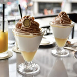 ラデュレ サロン・ド・テ - 【栗尽くし Afternoon Tea ”Marron"＋栗と洋梨のミニパルフェ】ミニパルフェ マロン ポワール