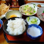 Shokudokoro Tsuruten - 刺身定食 天ぶら付  800円税込