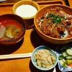 田吾作 - あじ丼