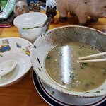 ラーメン専門 明日香 - なんとか食べたよ。三度程、リバースしかけたわっ/ᐠ｡ꞈ｡ᐟ\