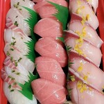 コストコ - 国産厳選にぎり寿司（鯛、マグロ、ぶり）