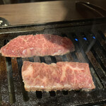 黒毛和牛焼肉 白か黒 - 