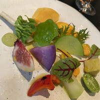 ラ・ボンヌターブル - 