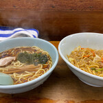 朝日屋 - 湯気の立った支那小到着❣️