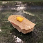 にぎり鮨 一五〇 - チェダーチーズ炙り