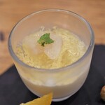 にぎり鮨 一五〇 - 梨のパンナコッタ