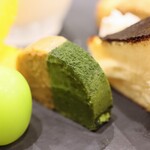 にぎり鮨 一五〇 - 抹茶とほうじ茶のテリーヌ
