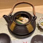 梅田 鮨 よこ田 - 松茸の土瓶蒸し