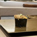 梅田 鮨 よこ田 - 雲丹